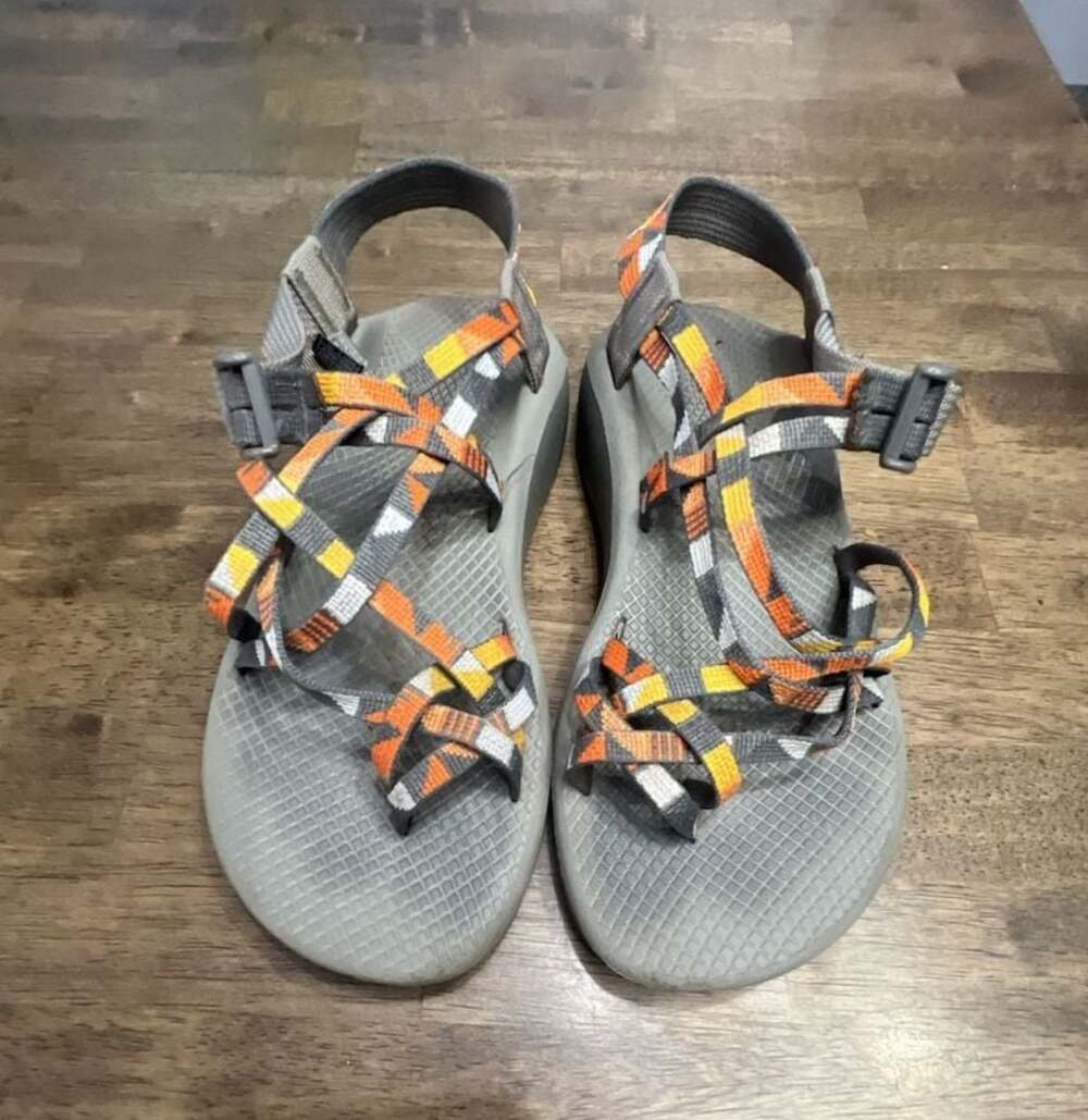 Chaco Women's Z/Cloud X2 Sandals in Puzzle Poppy Pattern women’s 6
